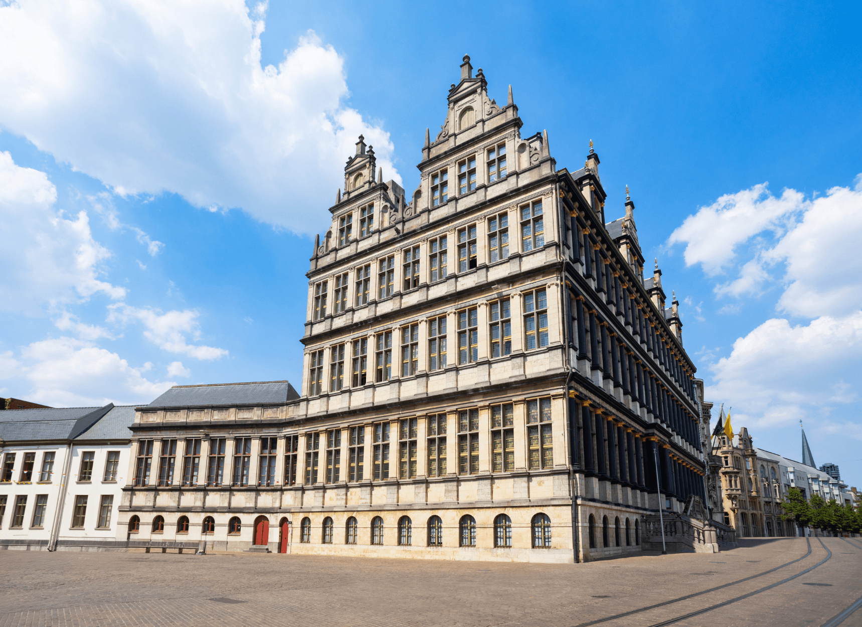 Hotel Cour Saint Georges_Stadhuis Gent.png